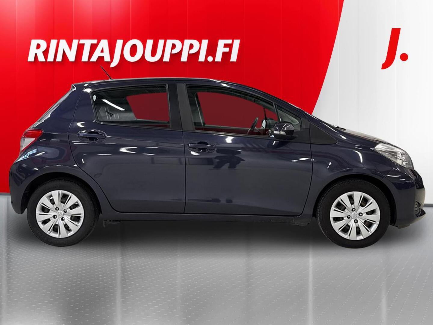 TOYOTA Yaris 6