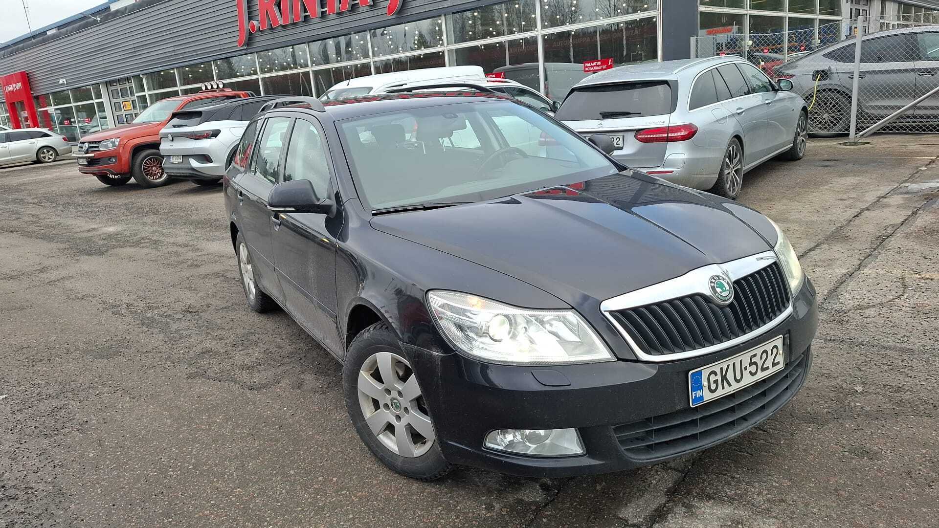 SKODA Octavia 2013