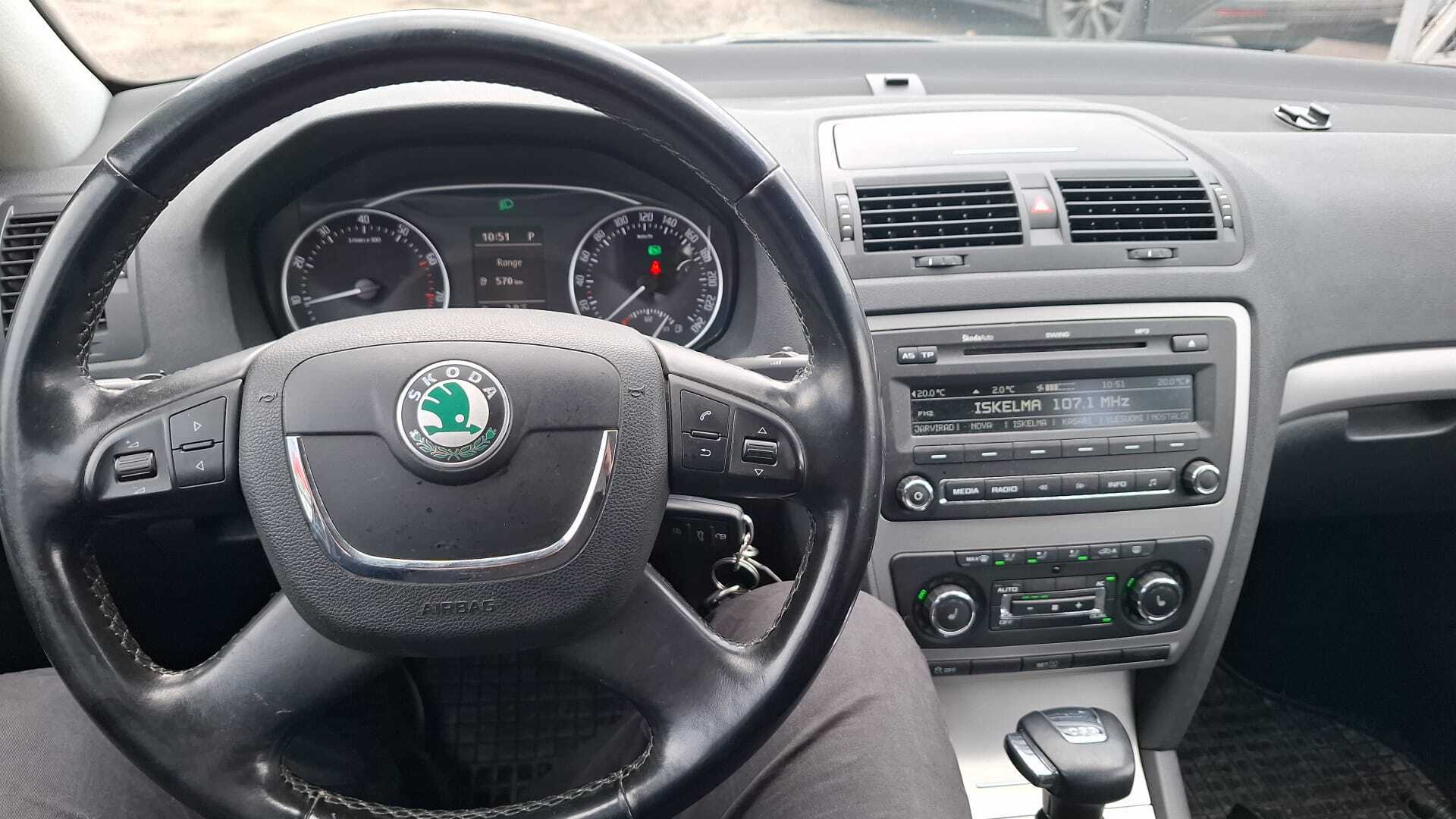 SKODA Octavia 2013