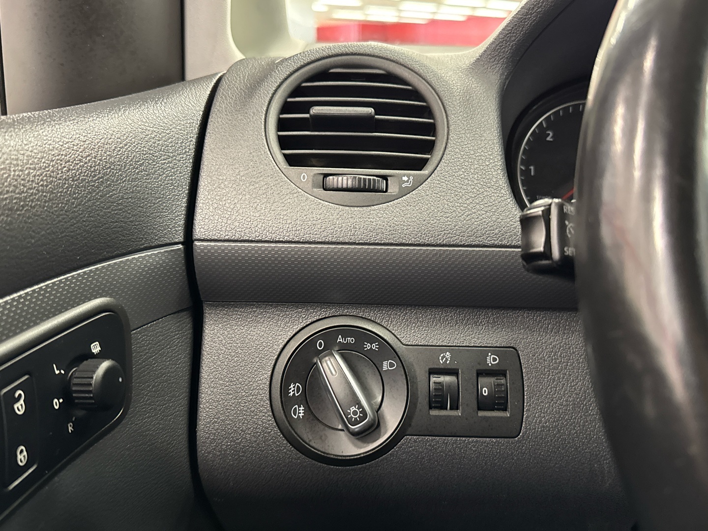 VOLKSWAGEN Caddy Maxi 2013