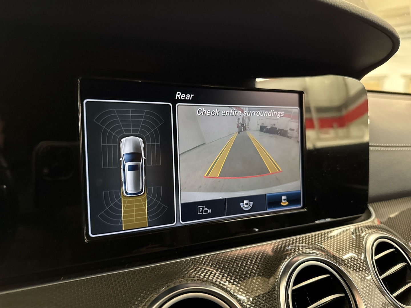 MERCEDES-BENZ E 2016