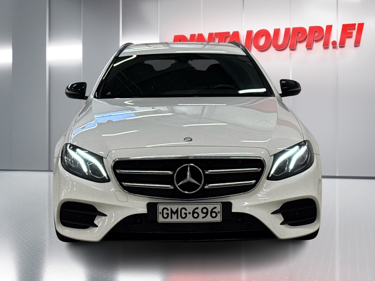 MERCEDES-BENZ E 2016