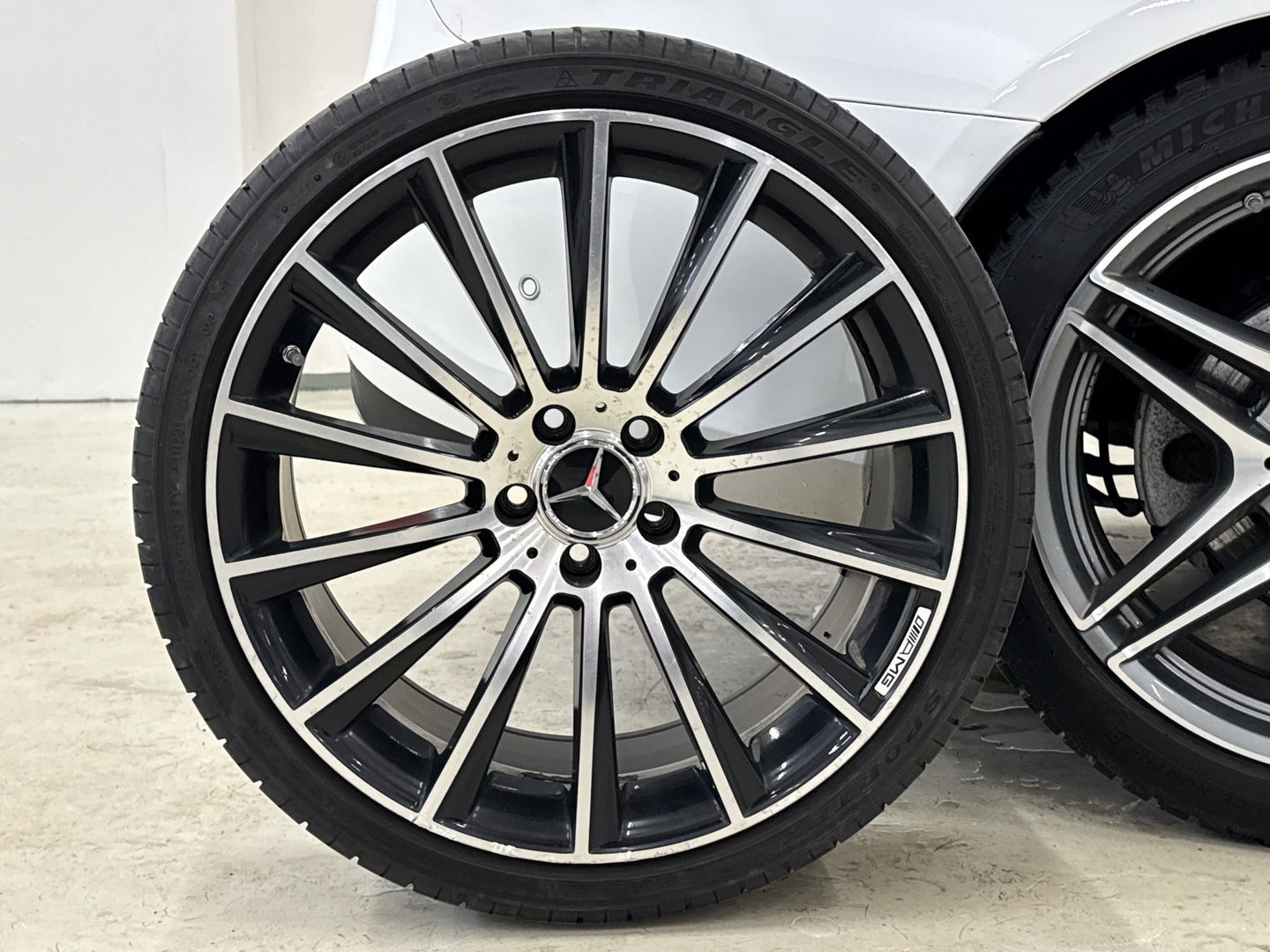 MERCEDES-BENZ E 2016