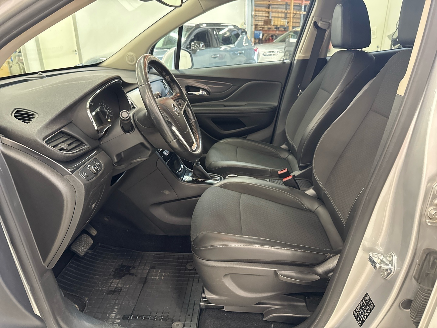 OPEL Mokka 2017