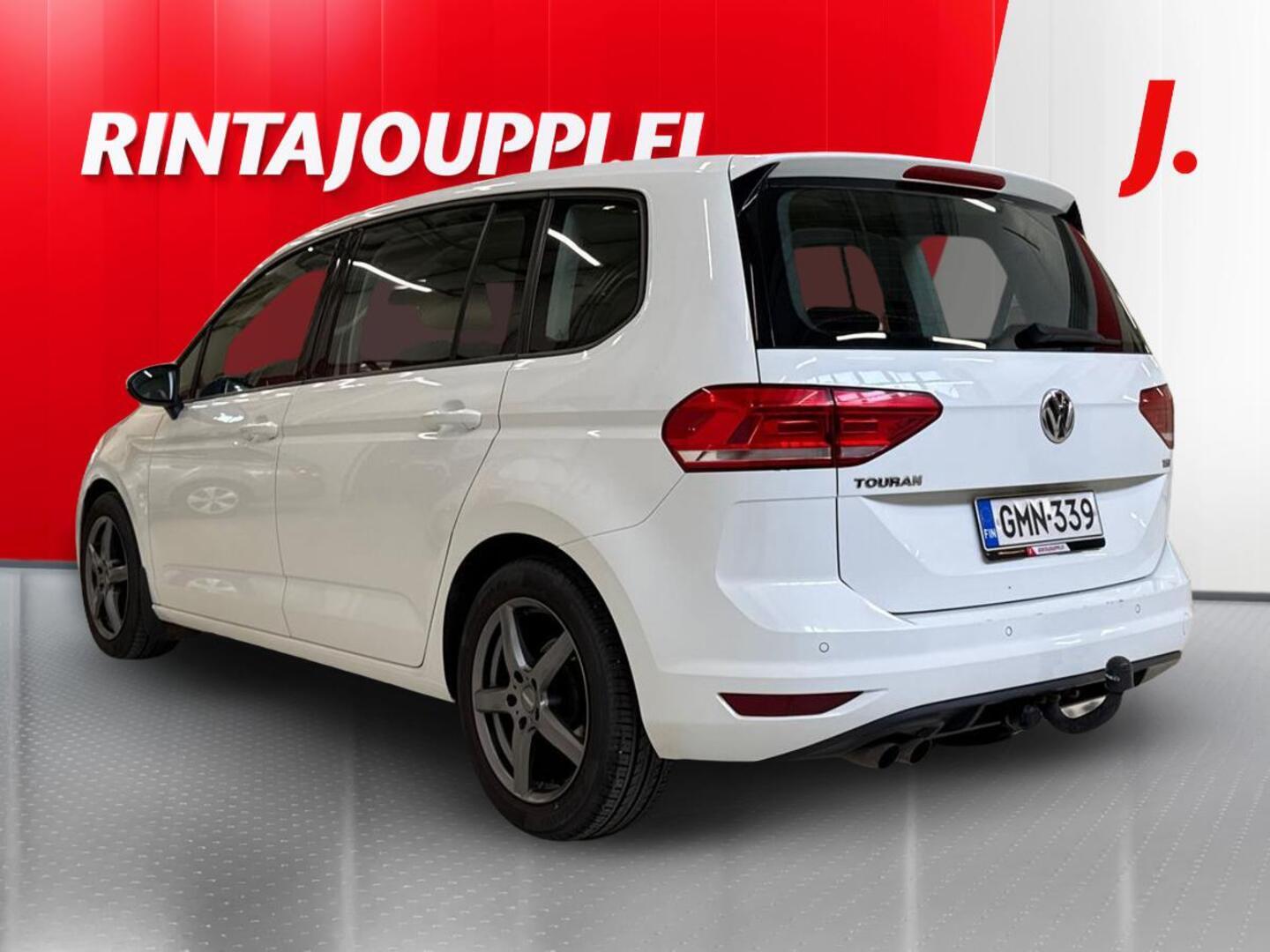 VOLKSWAGEN Touran 2017