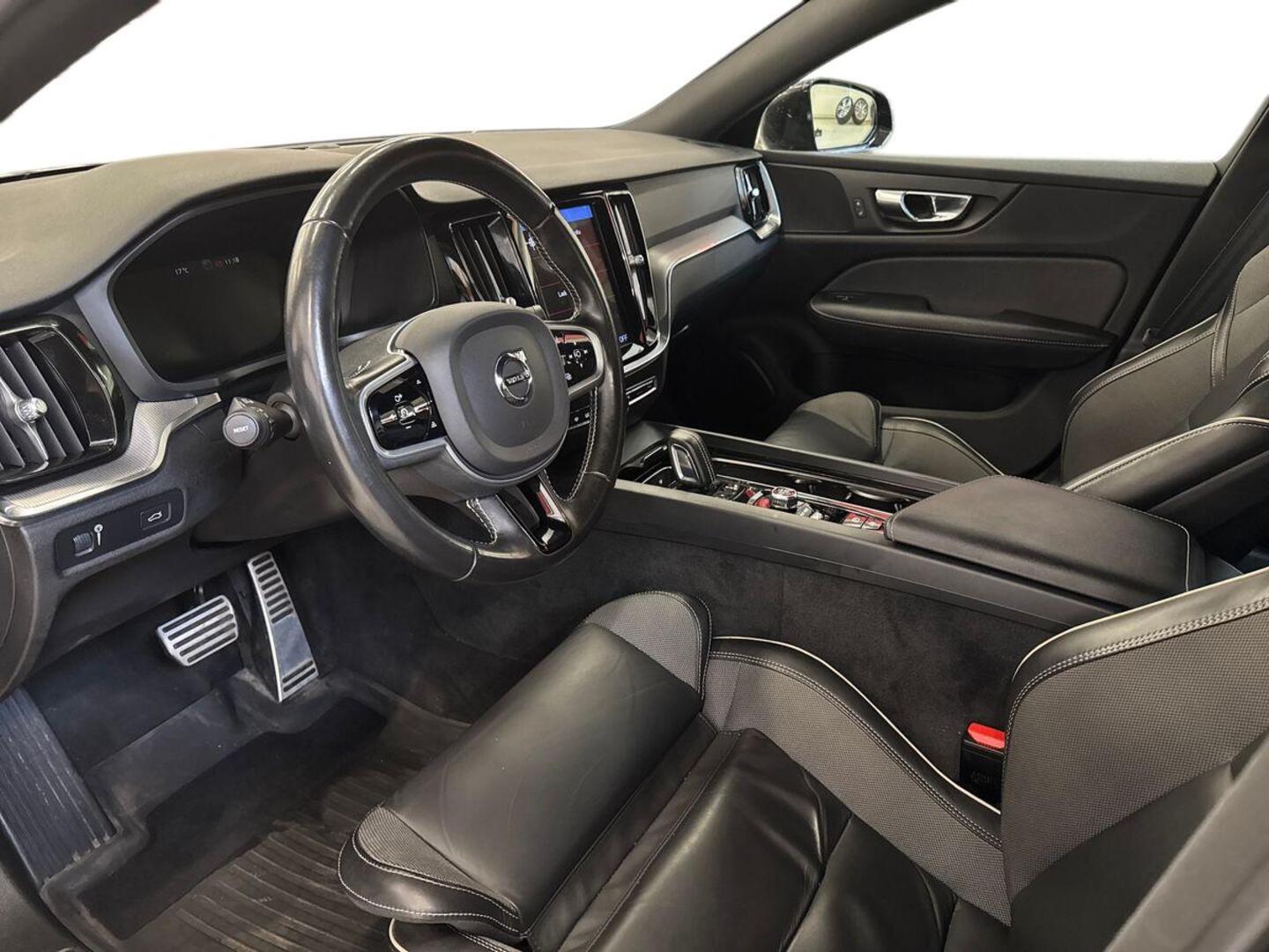 VOLVO S60 2021