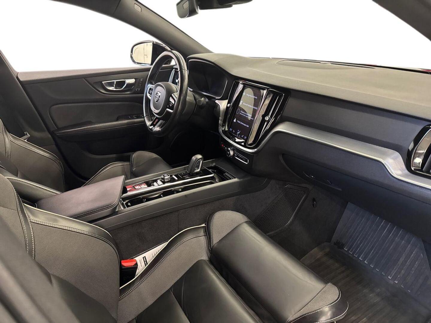 VOLVO S60 2021