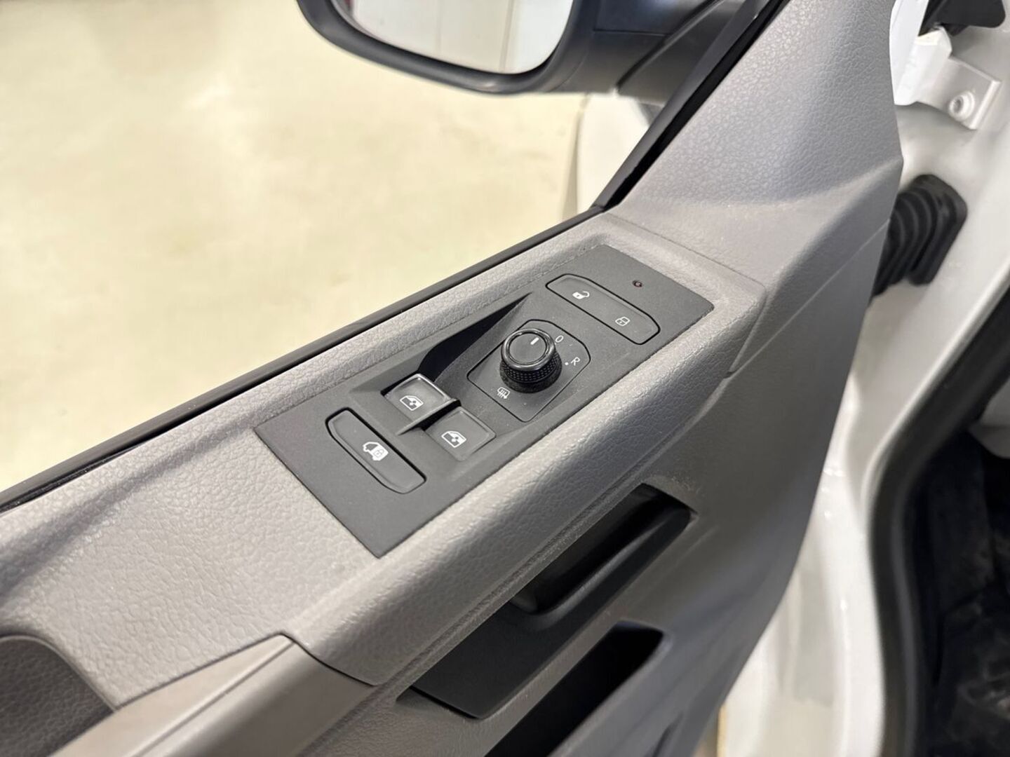 VOLKSWAGEN Transporter 2021