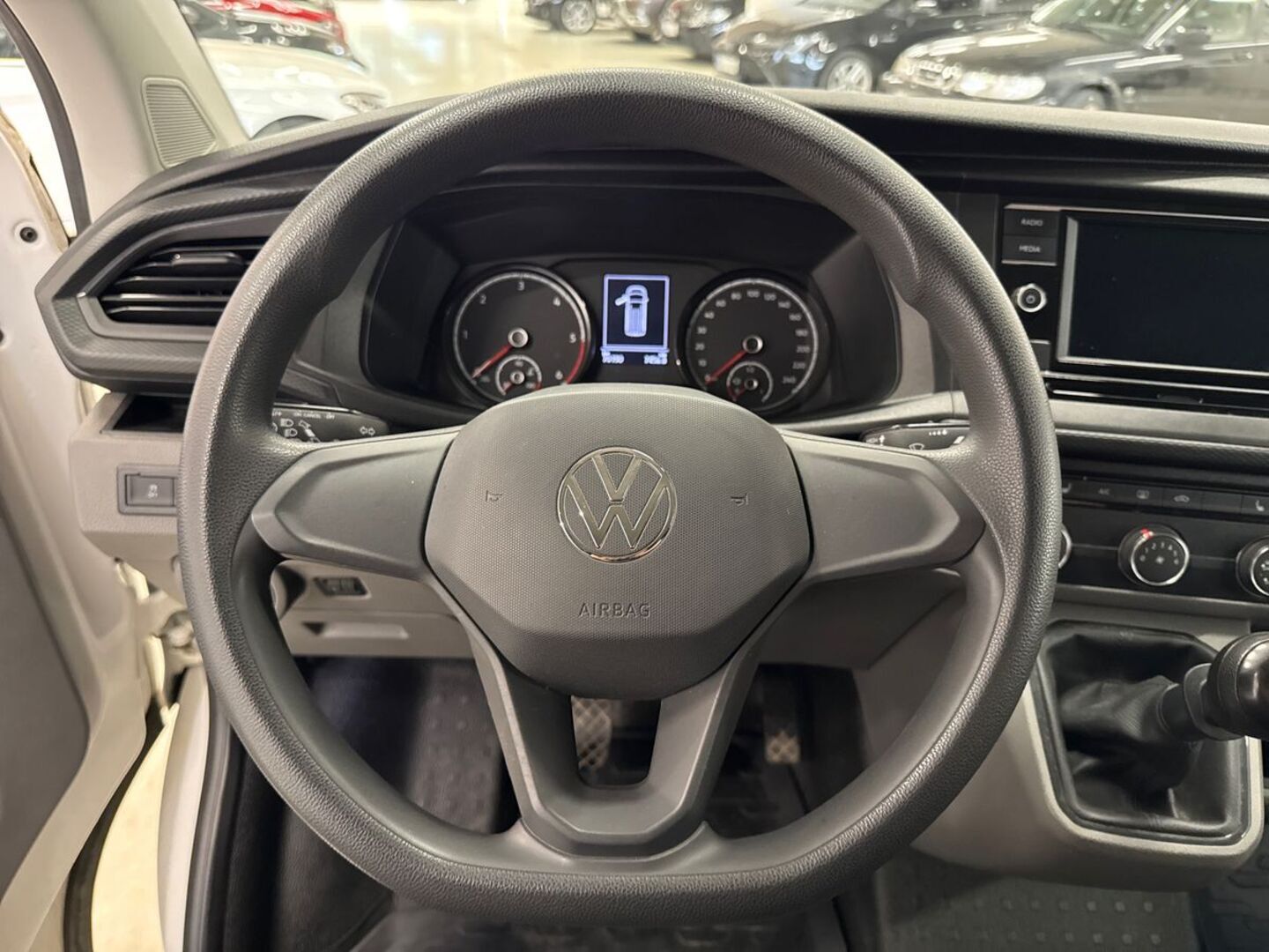 VOLKSWAGEN Transporter 2021