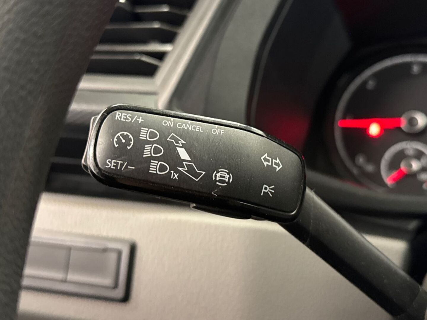 VOLKSWAGEN Transporter 2021