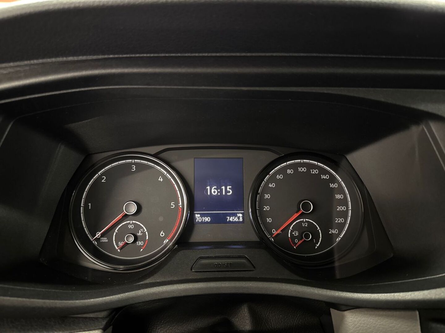 VOLKSWAGEN Transporter 2021