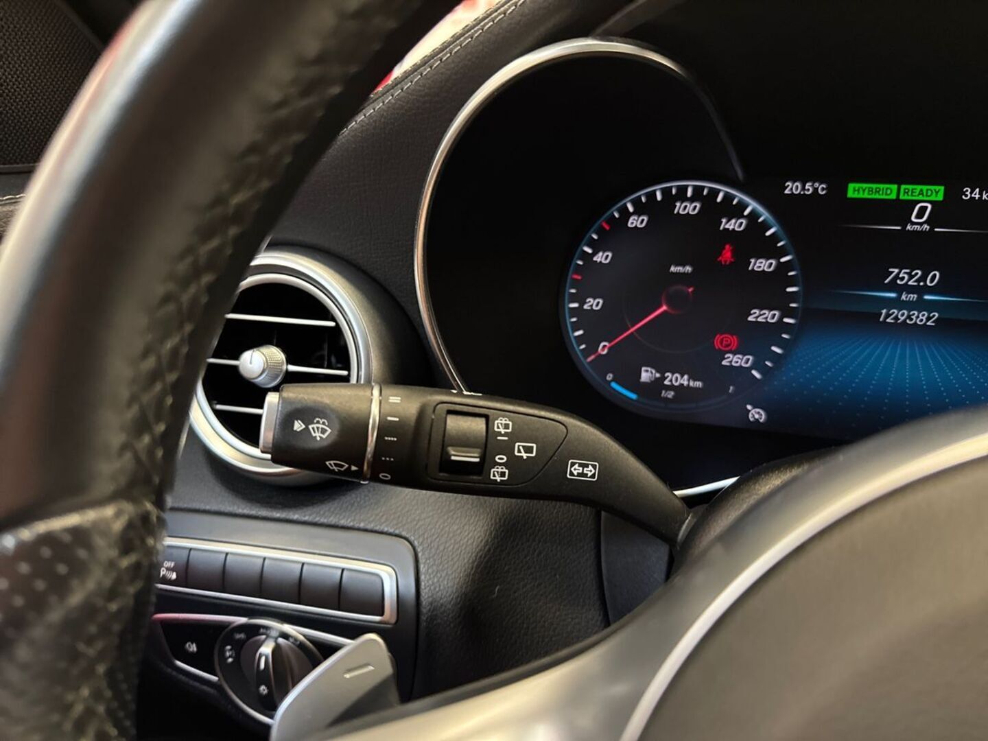 MERCEDES-BENZ C 2020