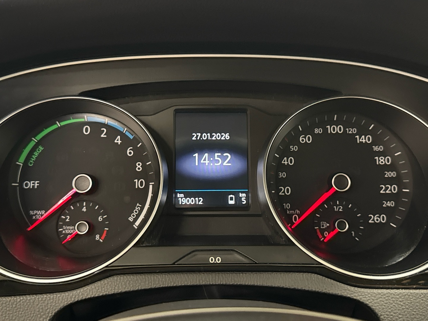 VOLKSWAGEN Passat 2016