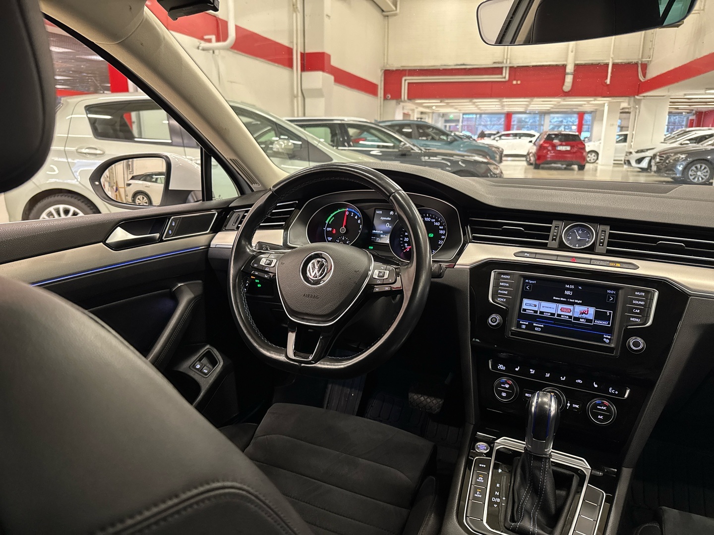 VOLKSWAGEN Passat 2016