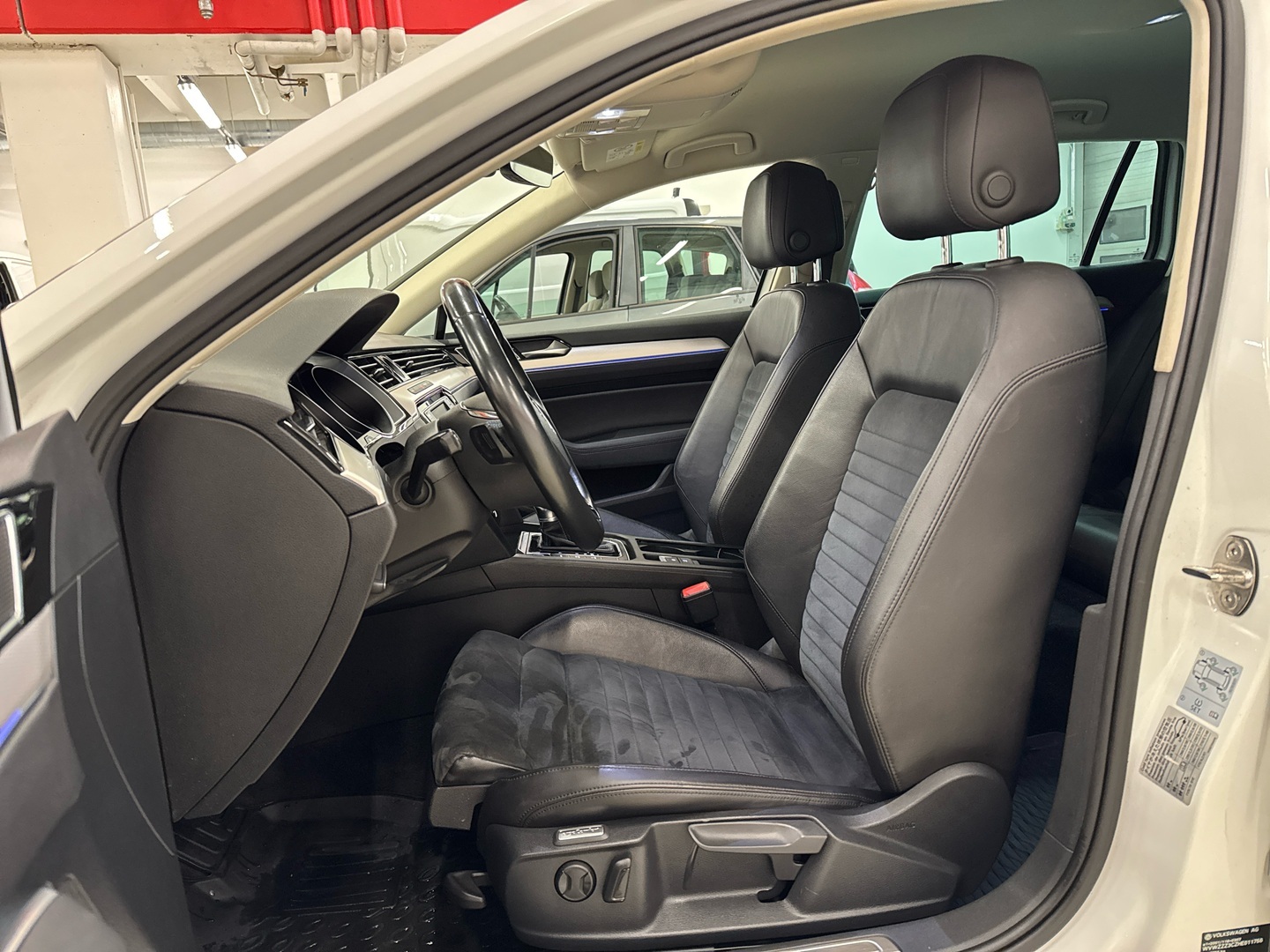 VOLKSWAGEN Passat 2016