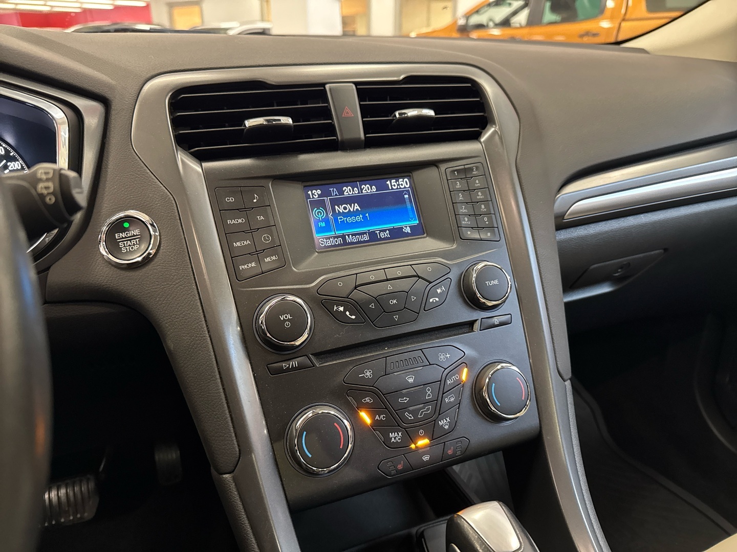 FORD Mondeo 2015