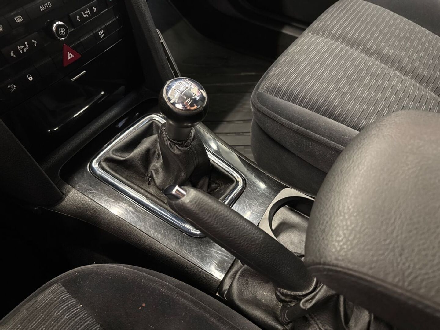 PEUGEOT 407 2009