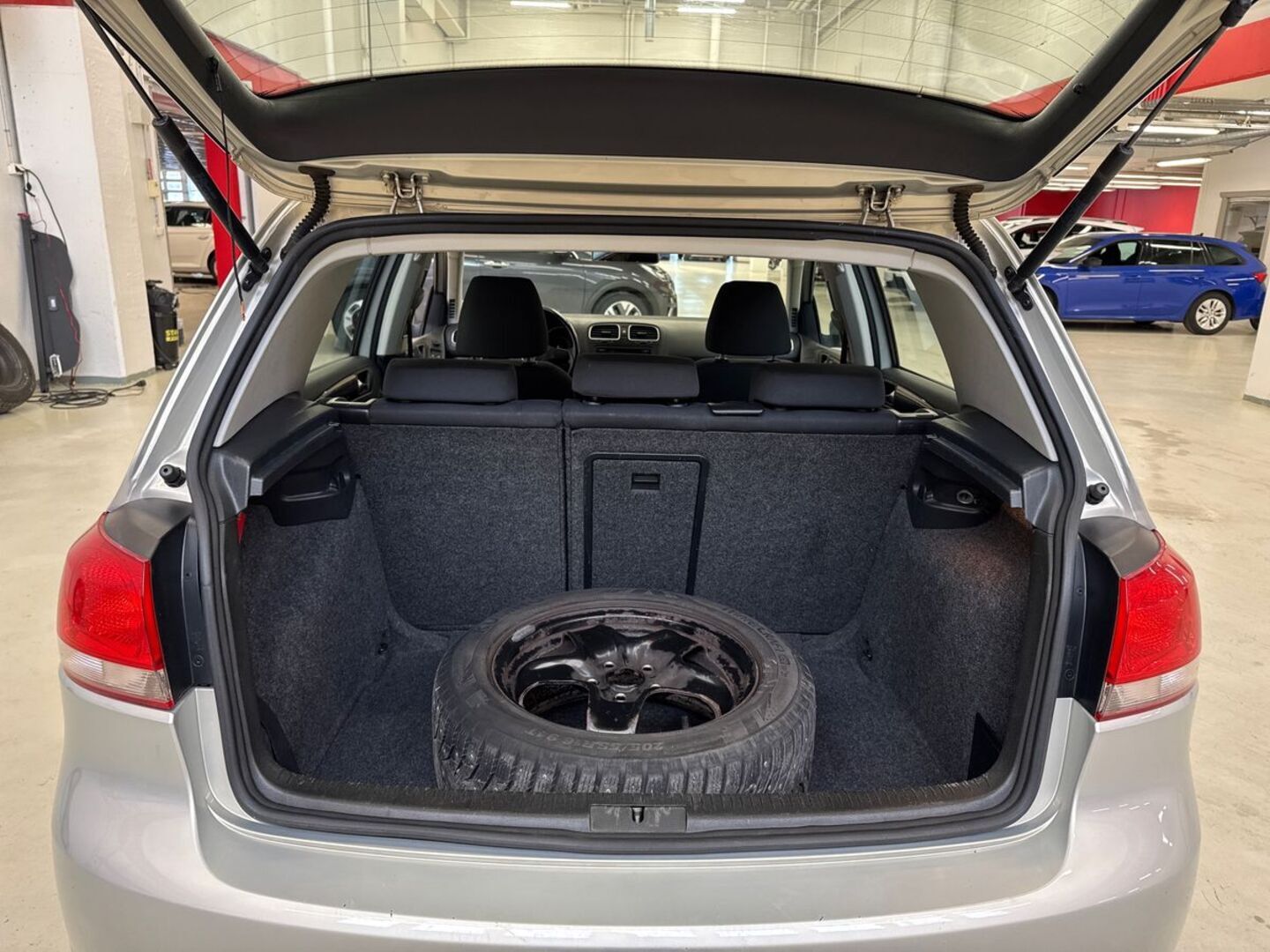 VOLKSWAGEN Golf 2010