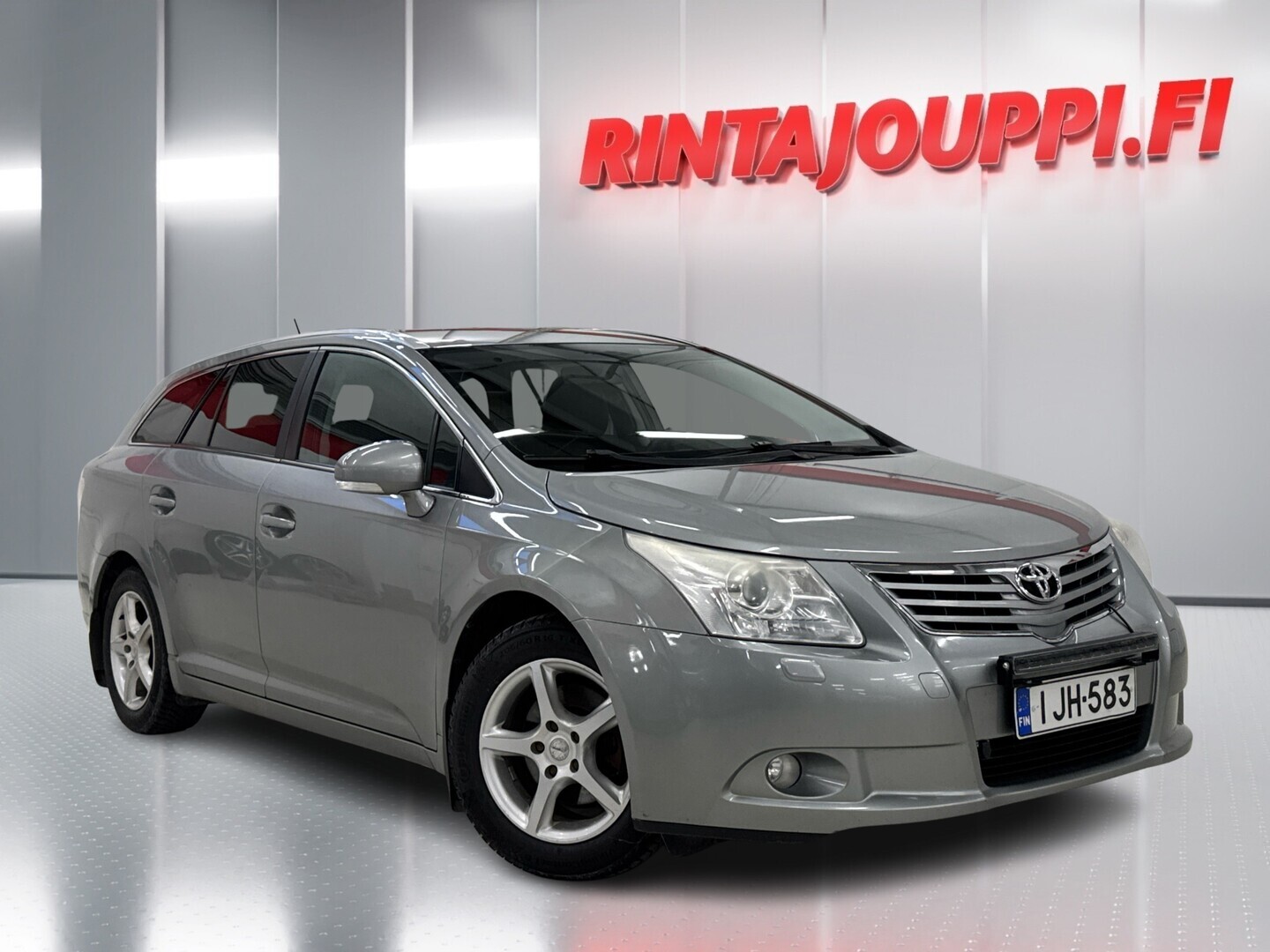 TOYOTA Avensis 2010