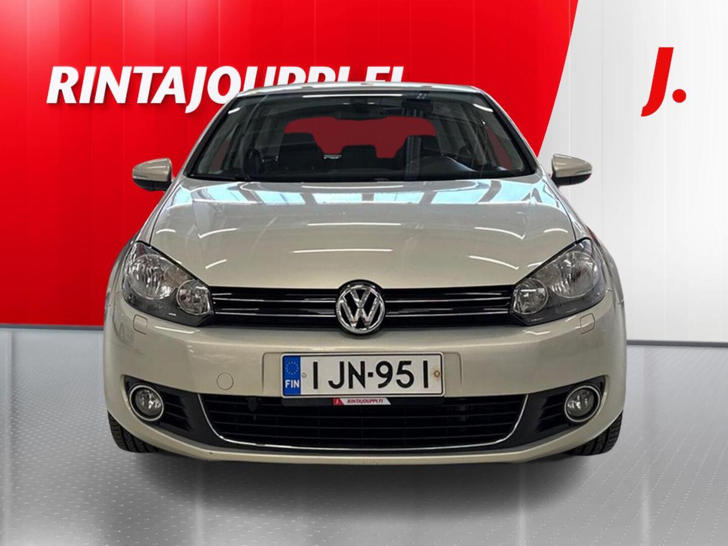 VOLKSWAGEN Golf 2010