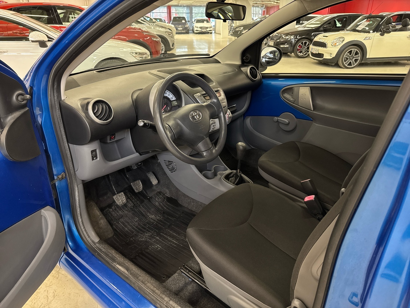 TOYOTA AYGO 2010