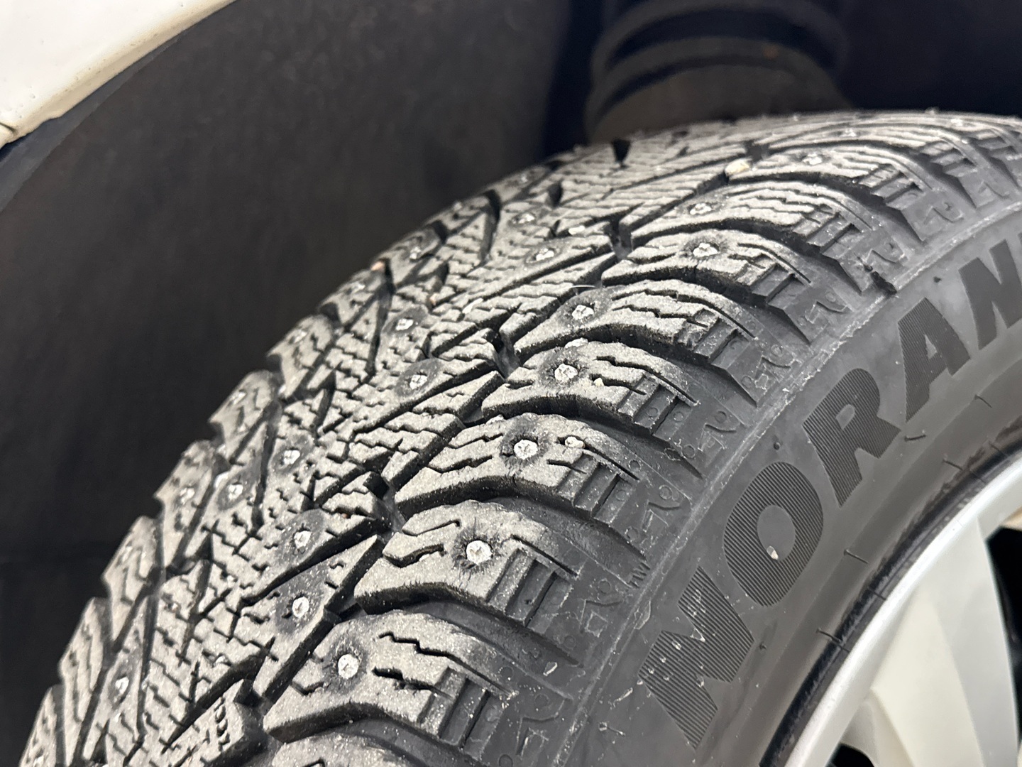 VOLKSWAGEN Passat 2011