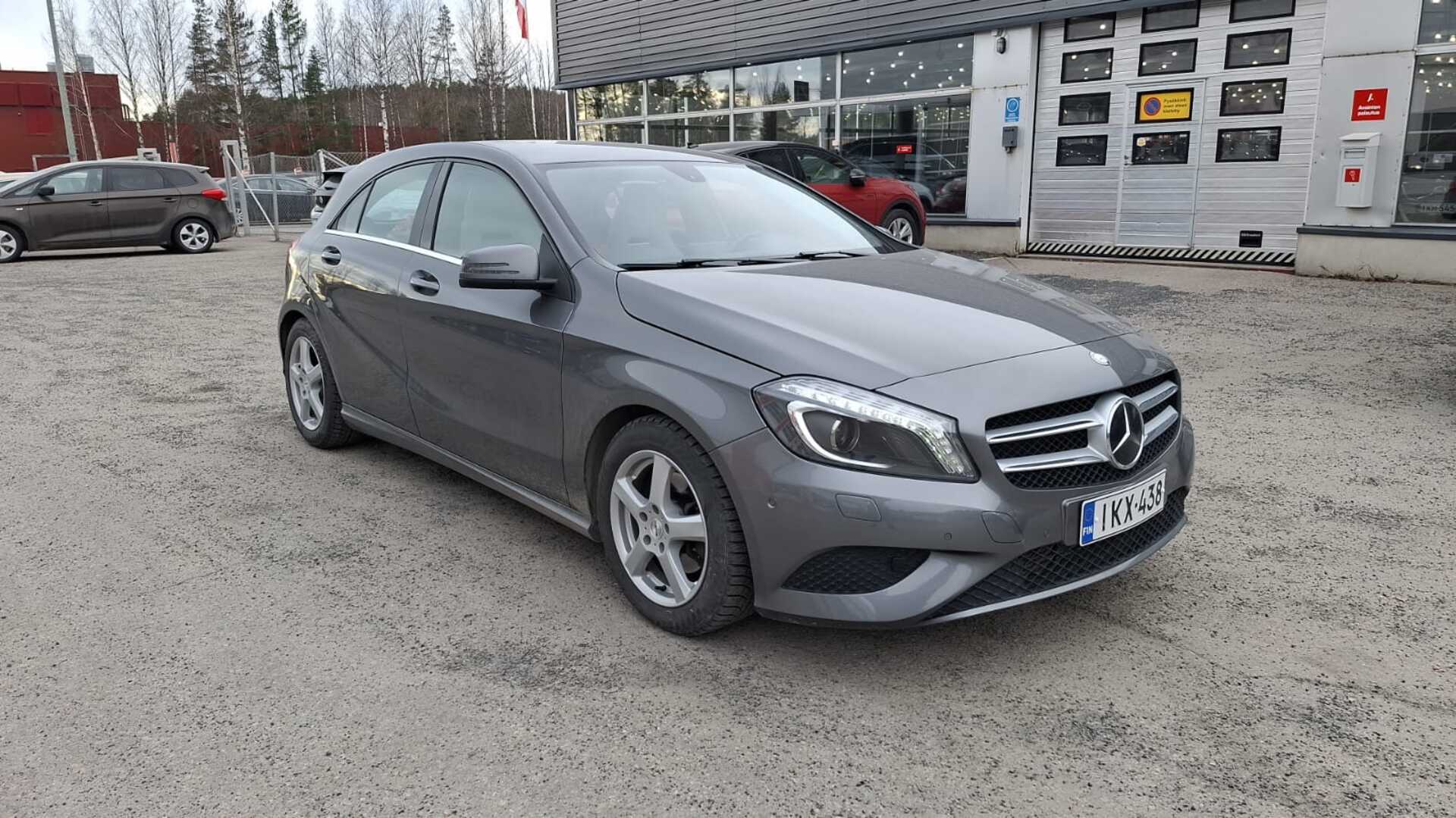 MERCEDES-BENZ A 2013
