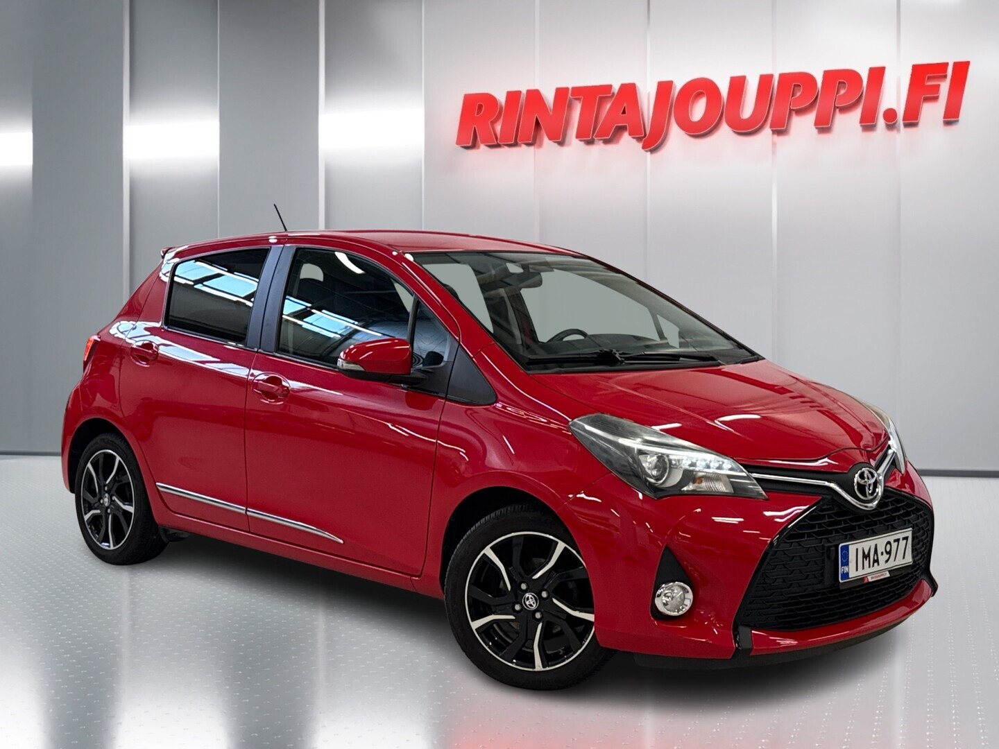 TOYOTA Yaris 2015