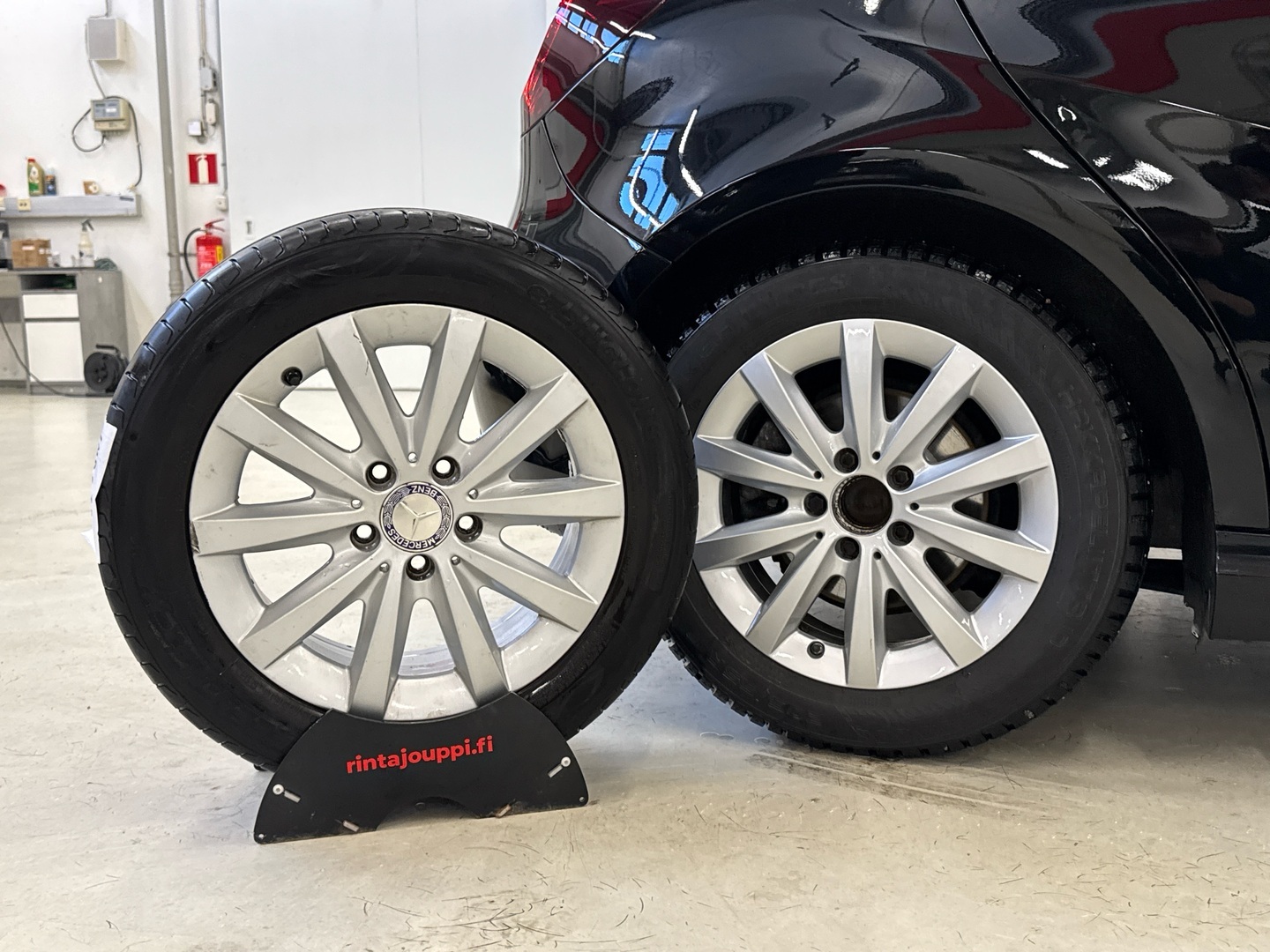 MERCEDES-BENZ A 2015