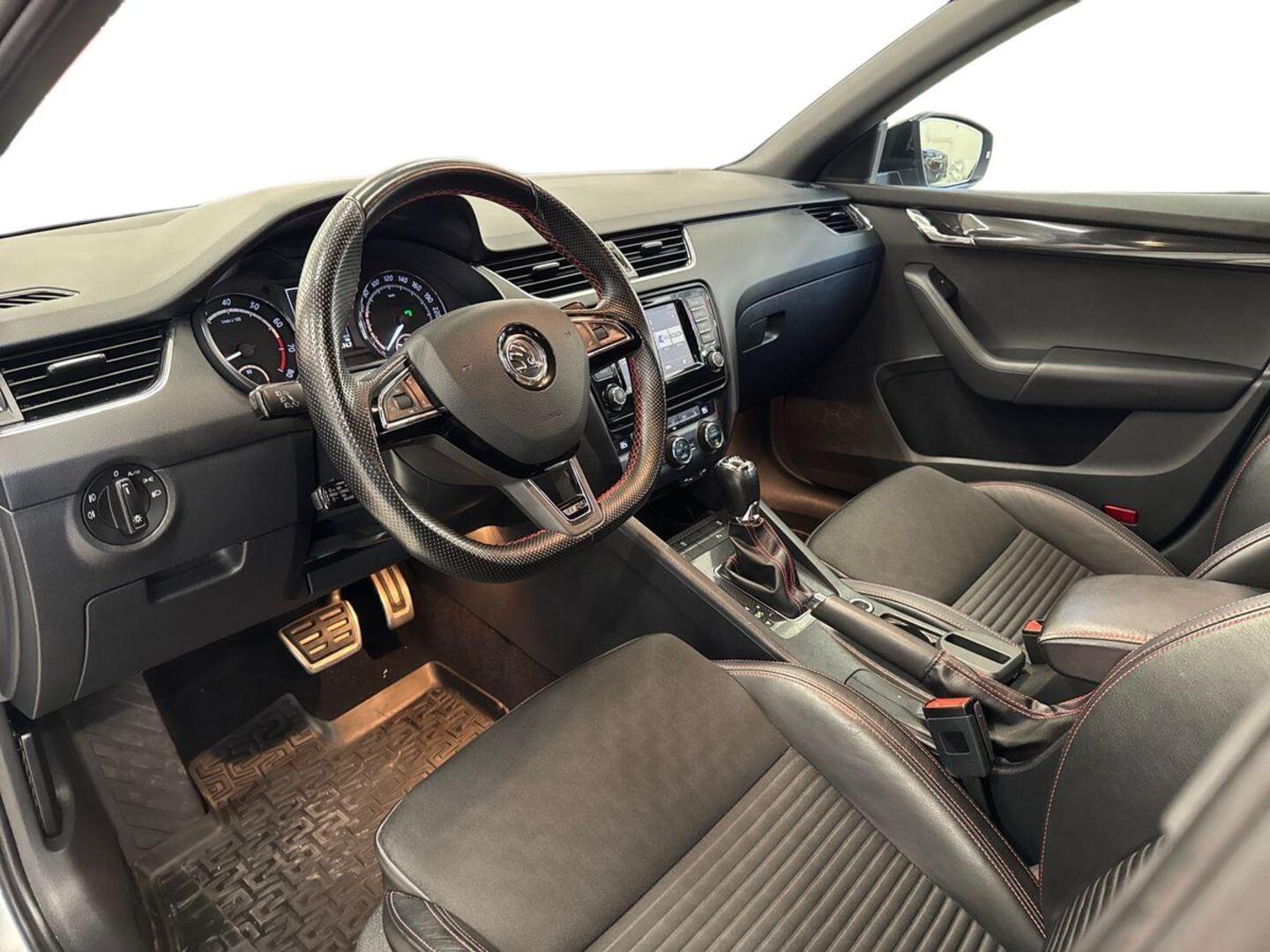 SKODA Octavia 2016