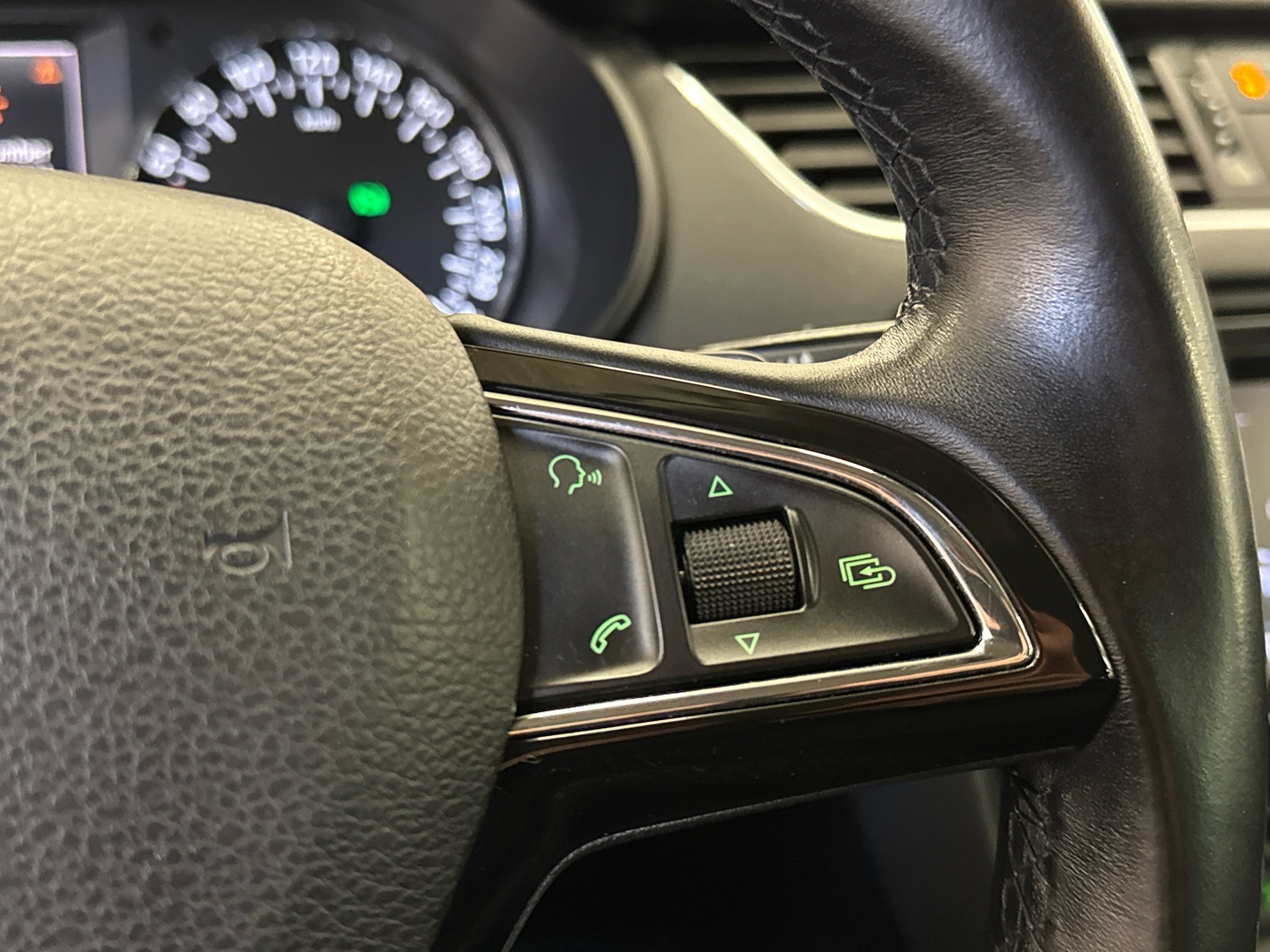SKODA Octavia 2014