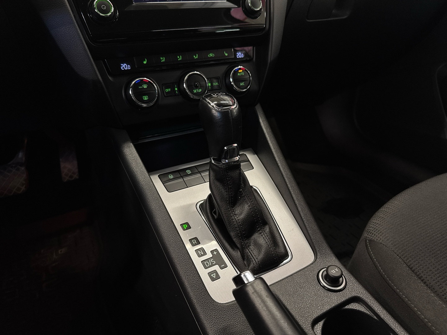 SKODA Octavia 2014