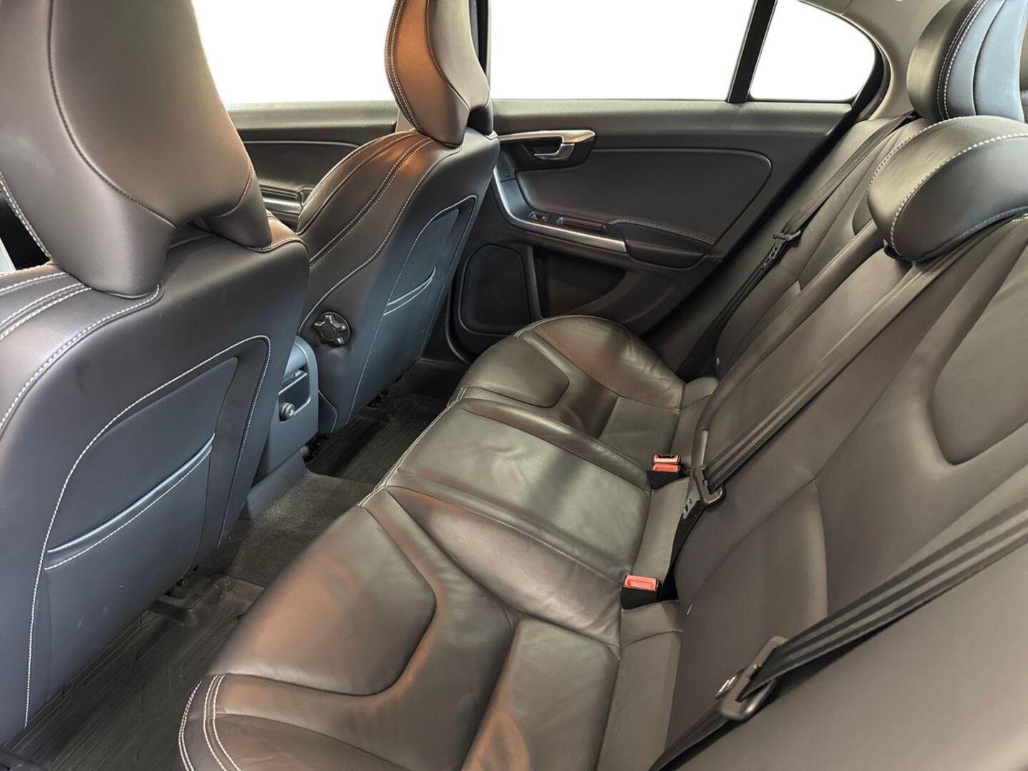 VOLVO S60 10