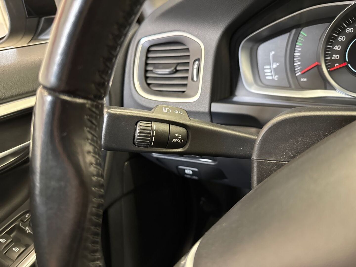 VOLVO S60 24