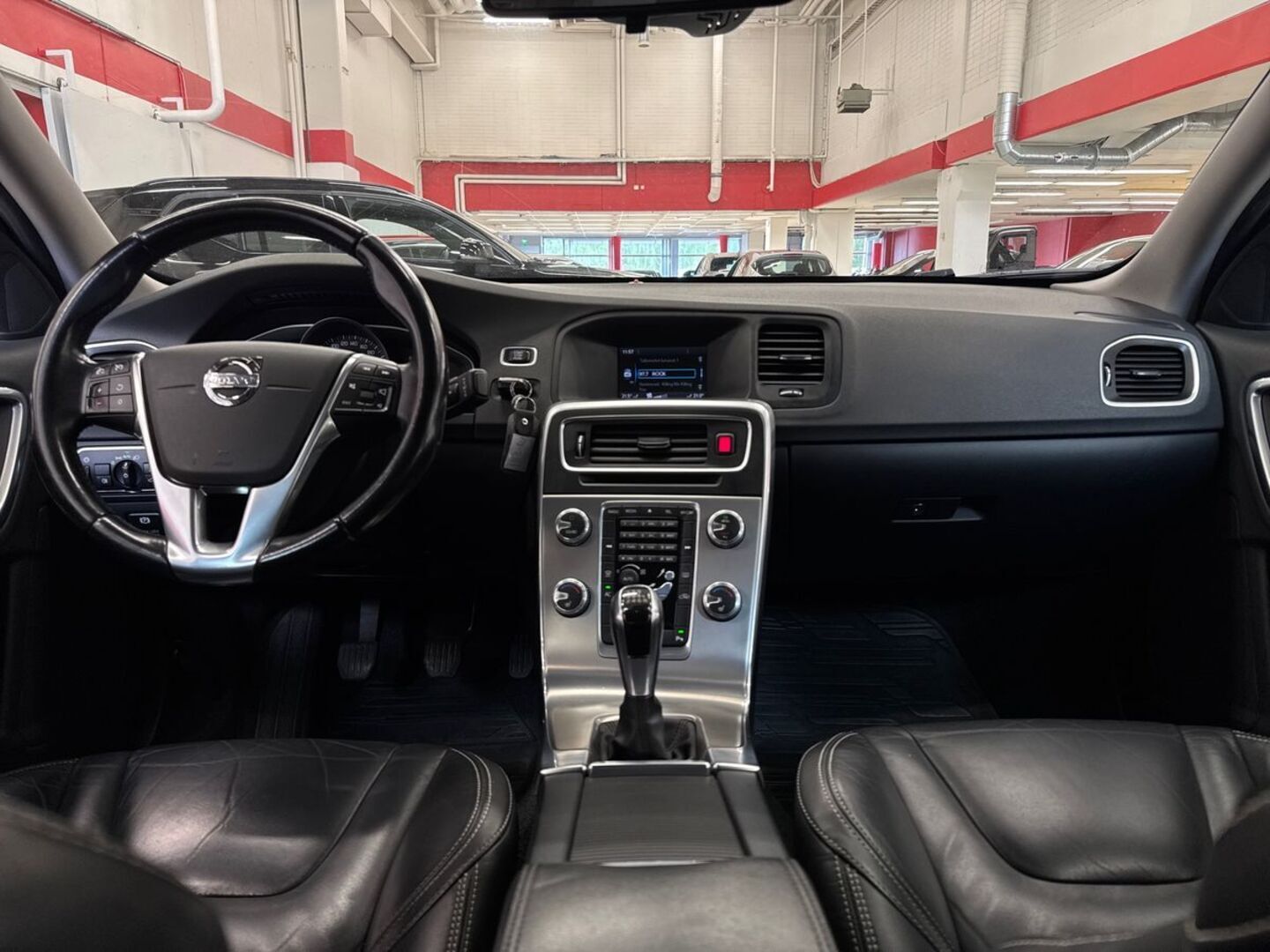 VOLVO S60 28
