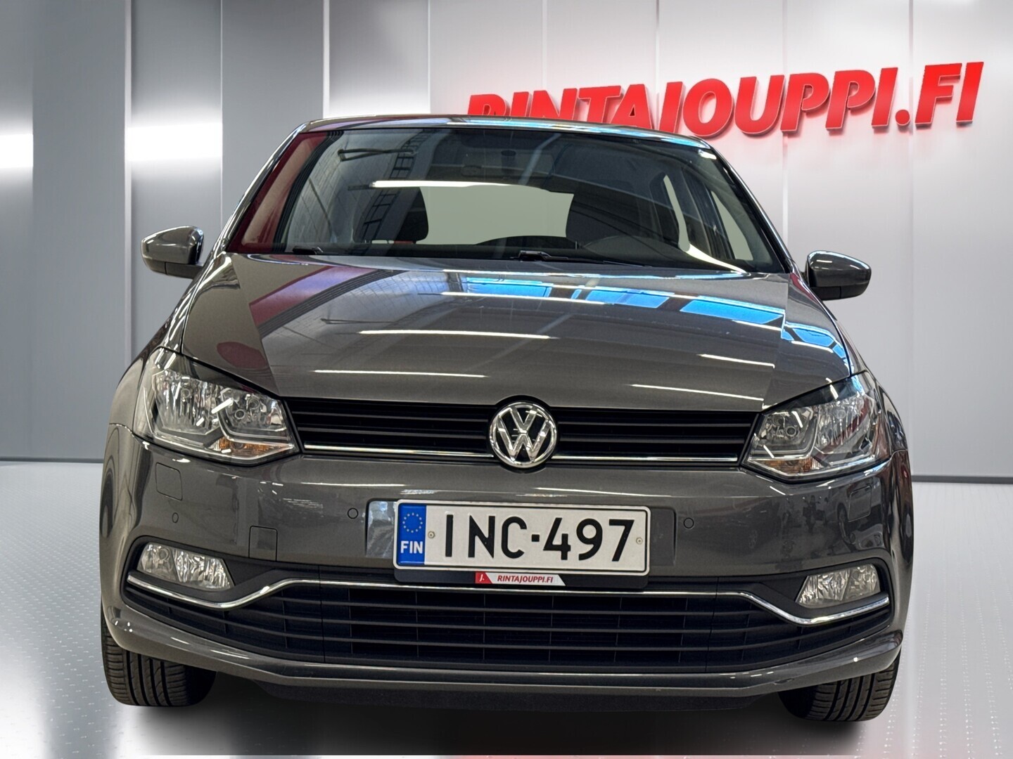 VOLKSWAGEN Polo 2015