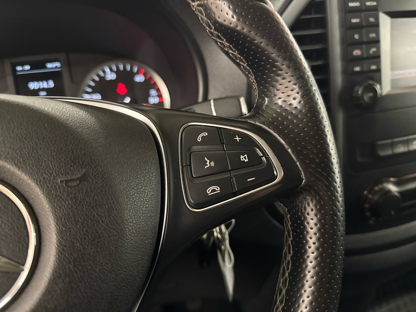 MERCEDES-BENZ Vito 2016