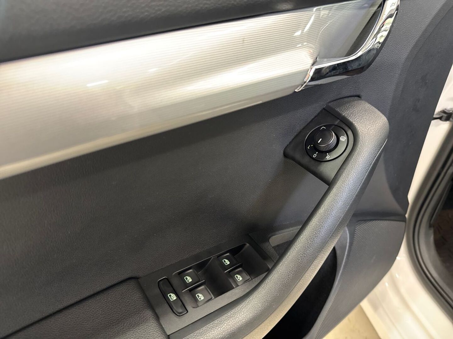 SKODA Octavia 2016