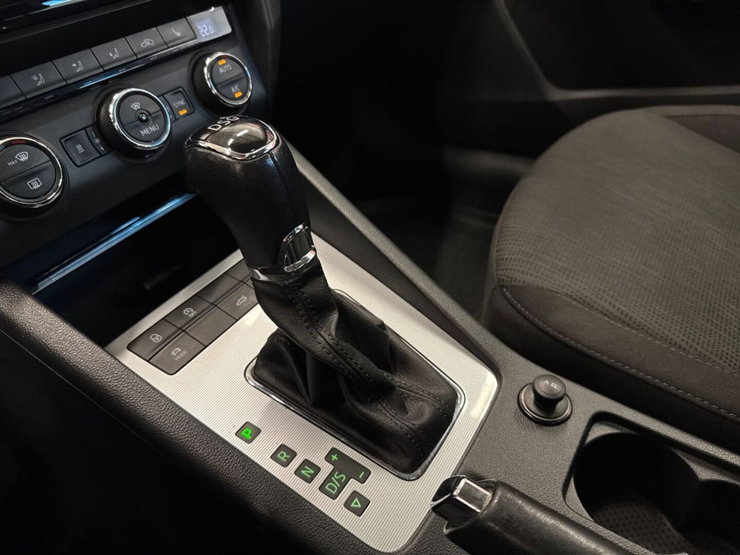 SKODA Octavia 2016