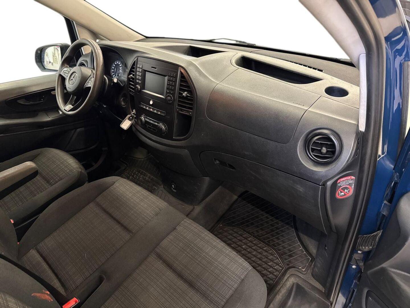 MERCEDES-BENZ Vito 10