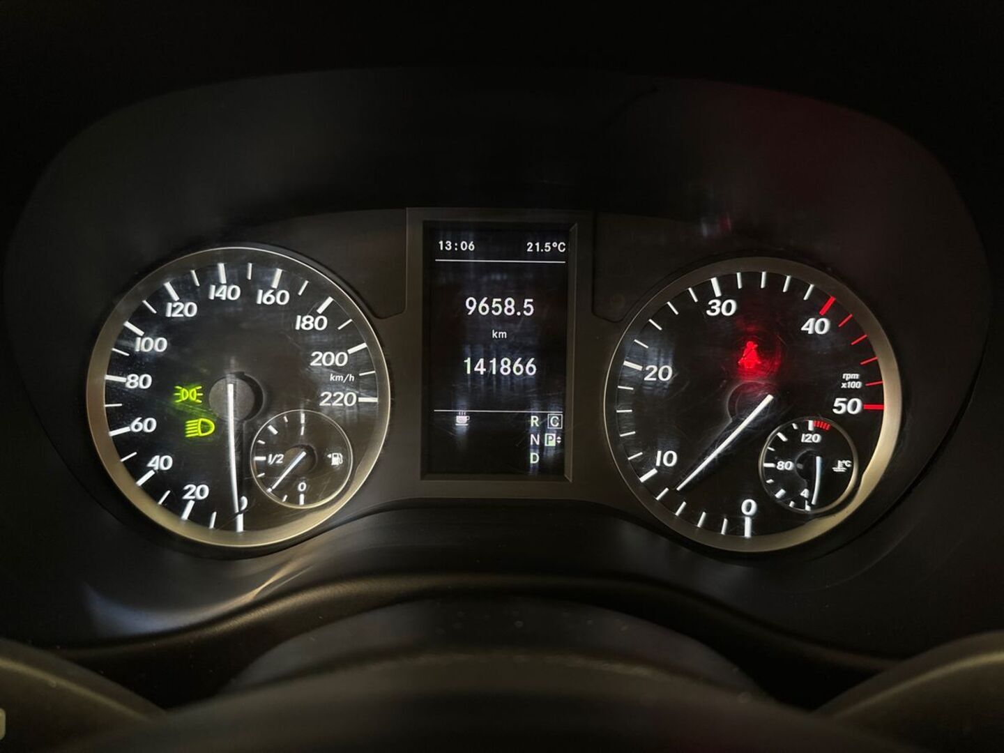 MERCEDES-BENZ Vito 3