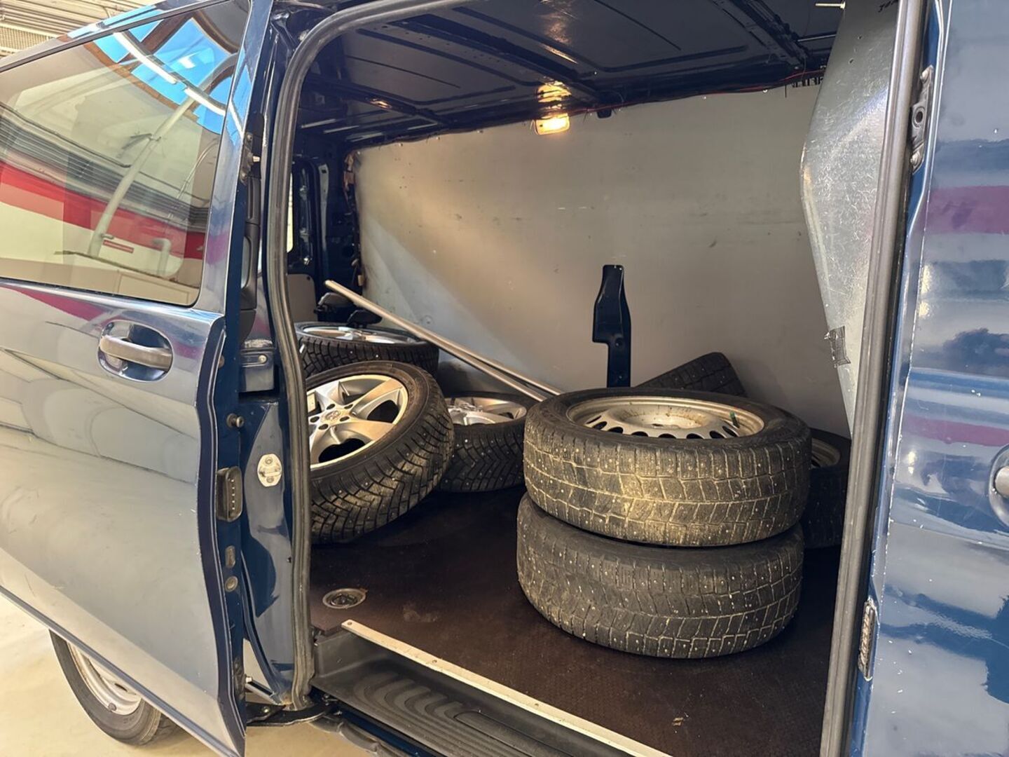 MERCEDES-BENZ Vito 5