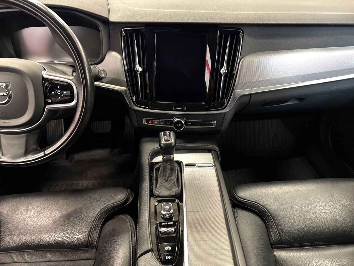 VOLVO V90 Cross Country 30