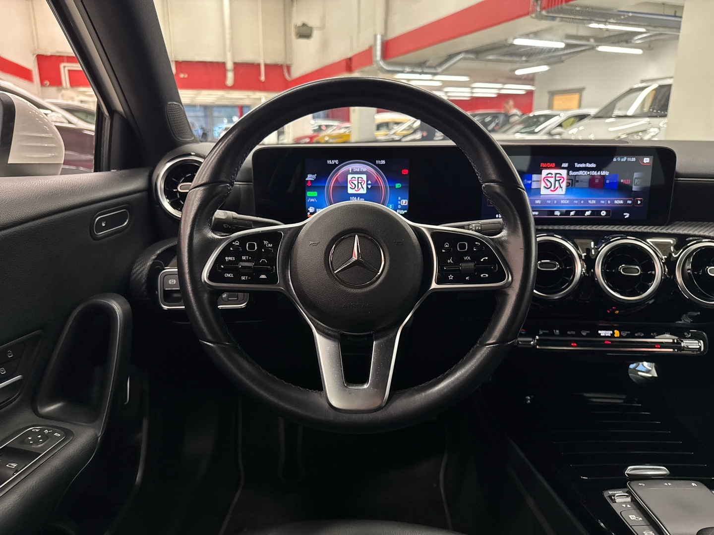 MERCEDES-BENZ A 2021