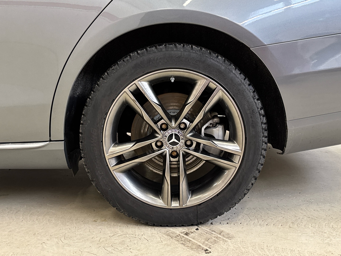 MERCEDES-BENZ E 2020