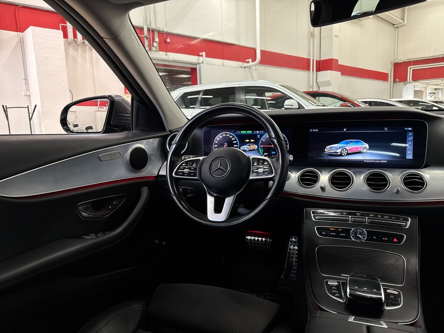 MERCEDES-BENZ E 2020