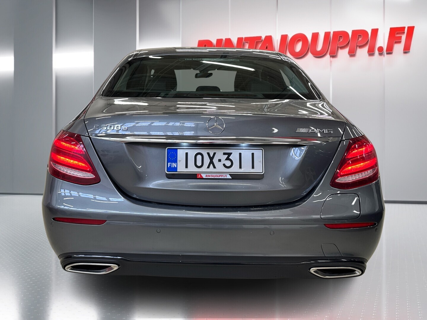 MERCEDES-BENZ E 2020