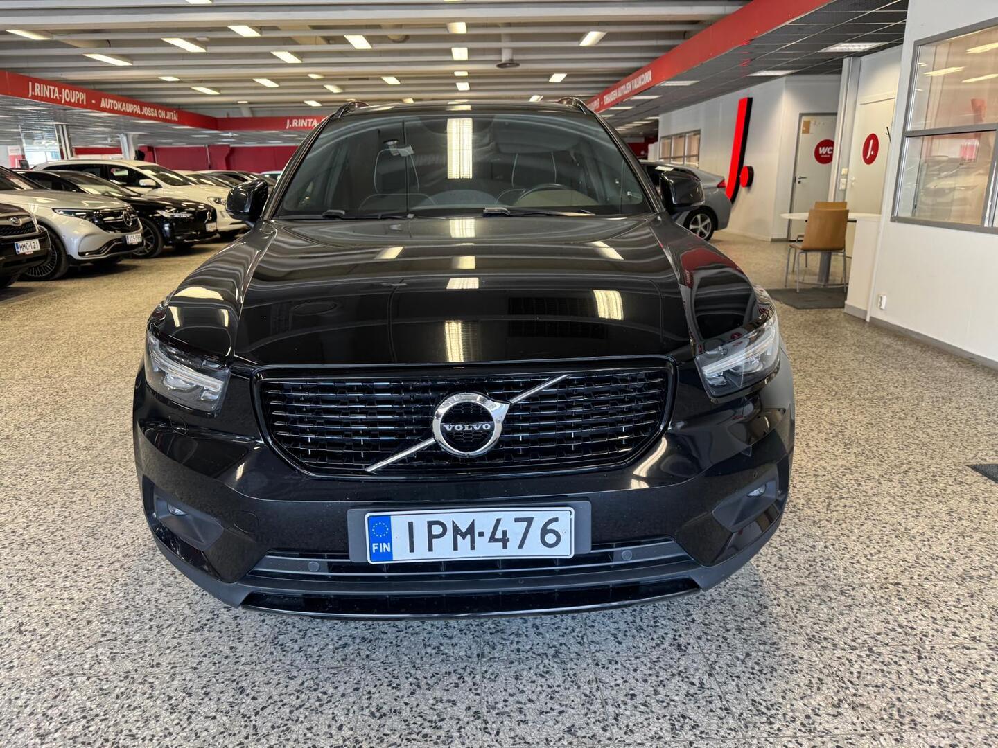 VOLVO XC40 2019