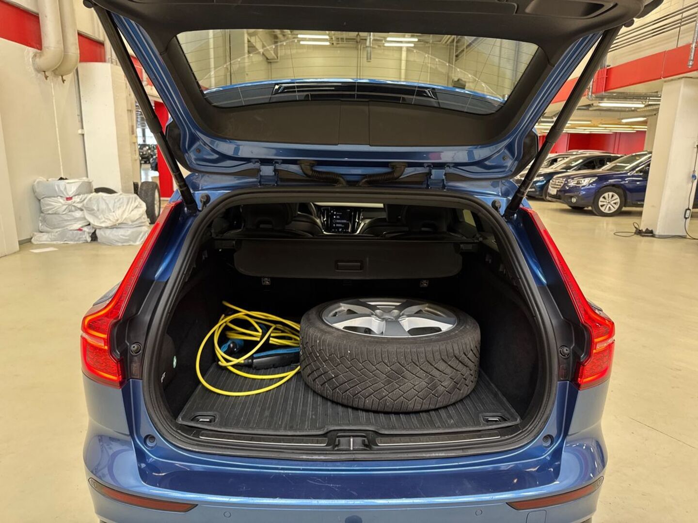 VOLVO V60 2020