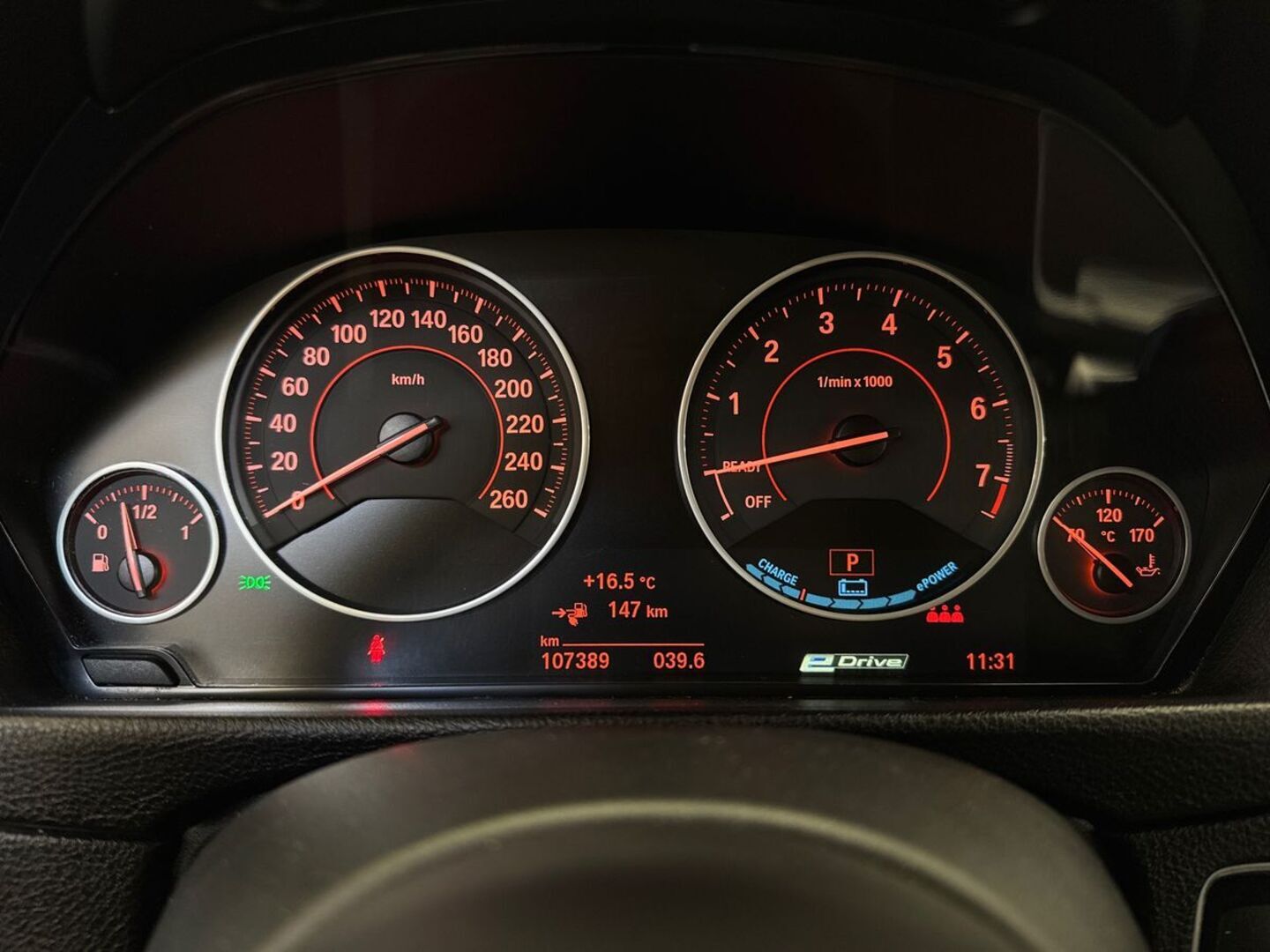 BMW 330 18